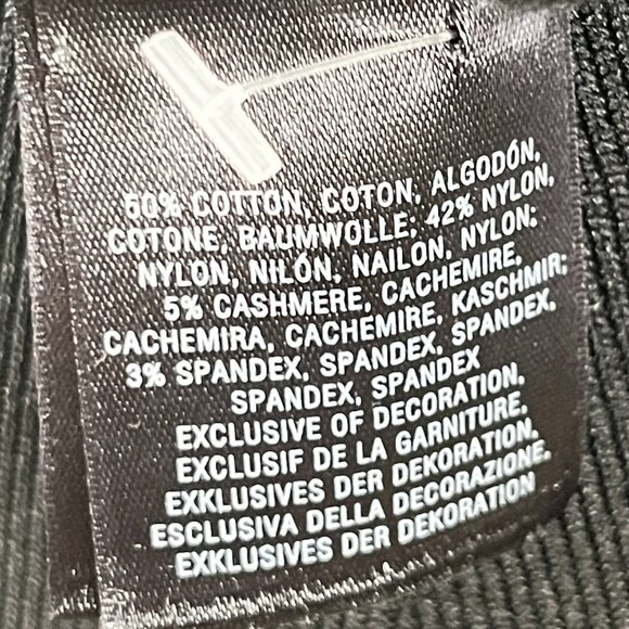 Knitted and Knotted Black Sweater with White Bows - Picture 8 of 8